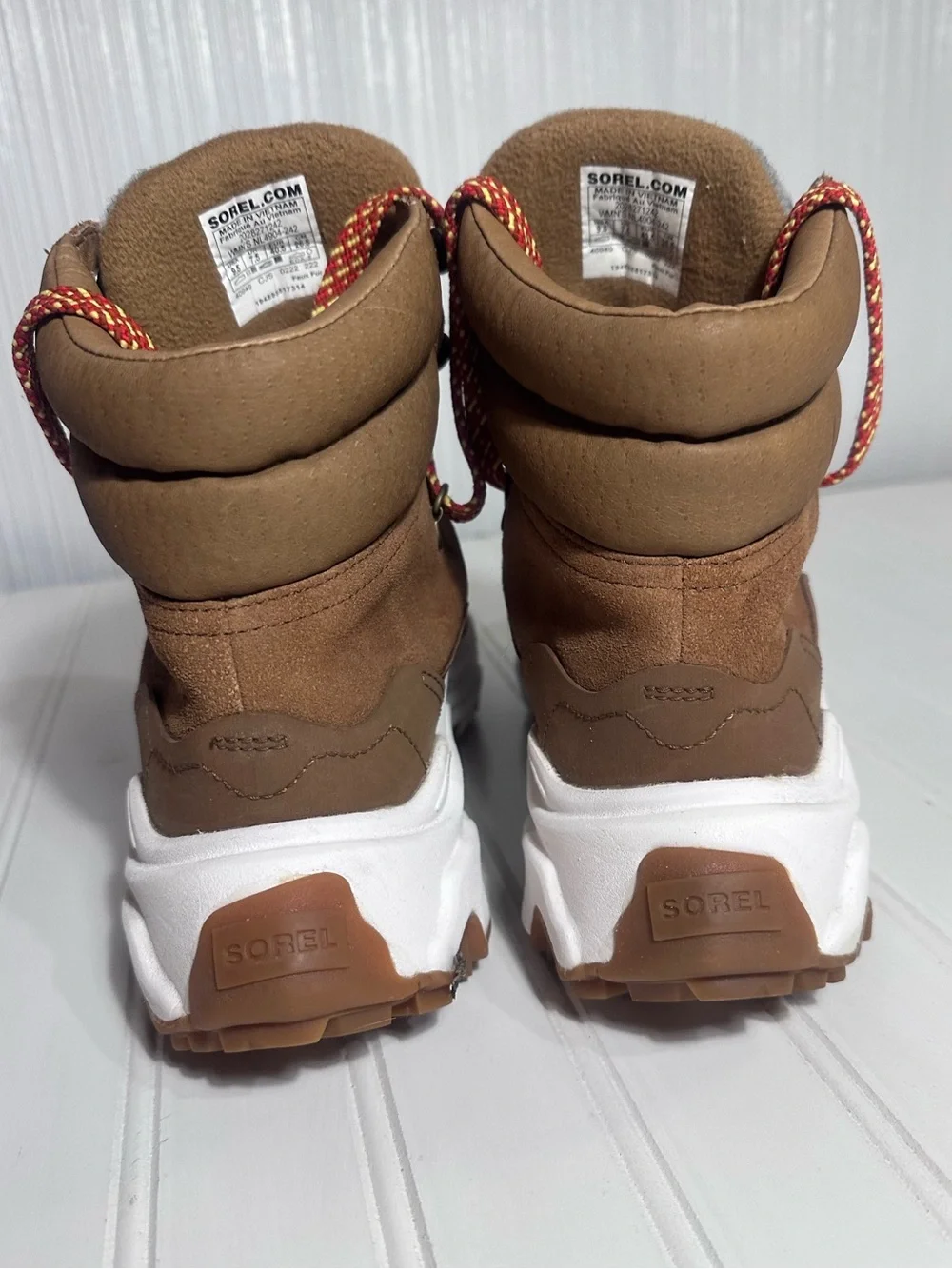 Sorel Kinetic Breakthru Conquest waterproof winter boots women’s 9.5